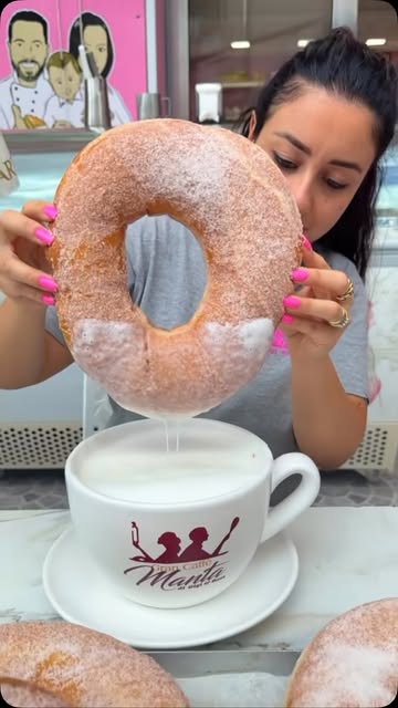 La graffa XXL incontra il cappuccino Manta